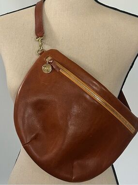 Clare V Grande Fanny